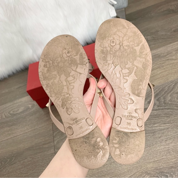 Valentino Rockstud Jelly Thong Sandals Power Nude Bows Studs Size 6 - Picture 7 of 14